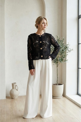Sayzen Your Shine Dantel Desenli Gold Düğmeli Basic Ceket Shn-2602-tg Siyah