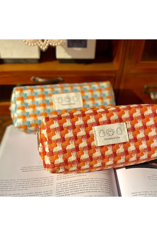 Geniş İç Hacimli Okul Ve Ofis Kullanımına Uygun Şık Kalem Kutusu Yeşil