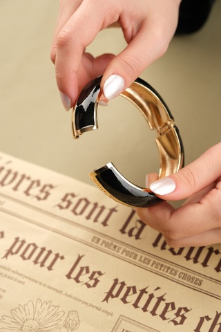 Çildan Womens Black Gold Özel Tasarım Kalın Kelepçe Bileklik Altın