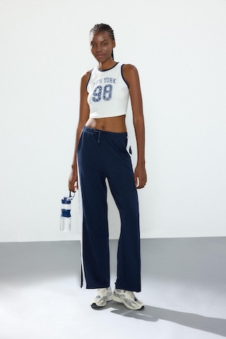 Defacto Crop Top Baskılı Bisiklet Yaka Sporcu Atlet H2000ax26auwt34 Beyaz-wt34