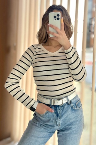 Bbbutikbasic V Yaka Waffle Bluz N5444 Beyaz
