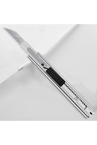 1 Adet İnce Metal Gövdeli Cep Tipi Mini İnce Maket Bıçağı Falçata 9mm
