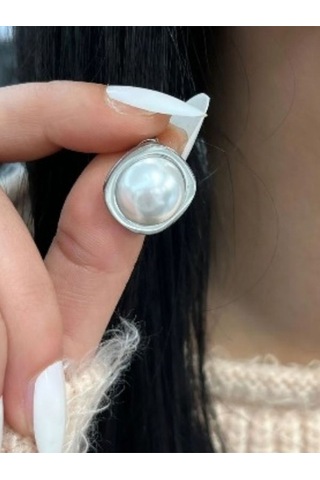 Büyük Beyaz Kristal Taşlı Çelik Küpe Gümüş