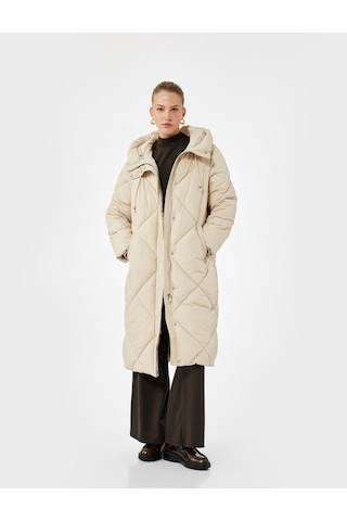 Koton Kapüşonlu Fermuarlı Uzun Kollu Su İtici Ekstra Uzun Kapitone Oversize Şişme Anorak Mont Taş 6wak00011ew Taş