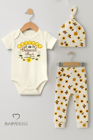 Babyden's 3 Lü Yenidoğan Takım Babasının Balı Baskılı Kısa Kol Body Arı,çiçek Desenli Pantolon Bere Ekru - Sarı