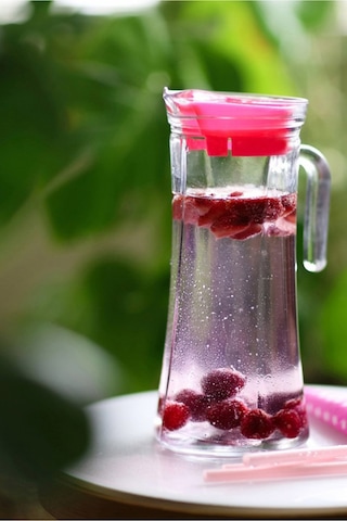 Lav Truva Cam Sürahi Tekli 1,4 L Kulplu Pembe Plastik Kapaklı