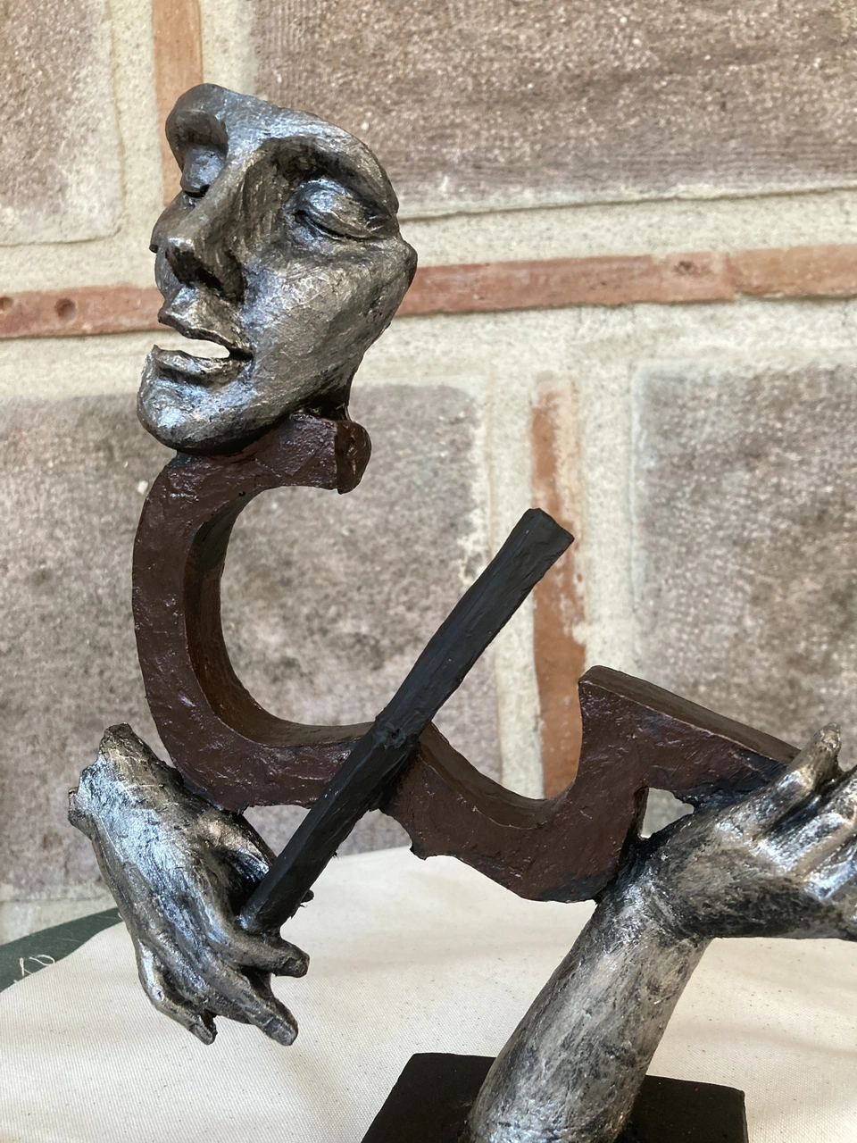 Keman Çalan Eller Biblo Müzik Dekor Ürünü