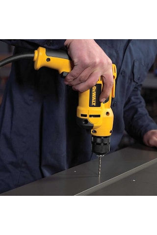 Dewalt DWD014S Darbesiz Matkap Makinası 550 Watt 10mm