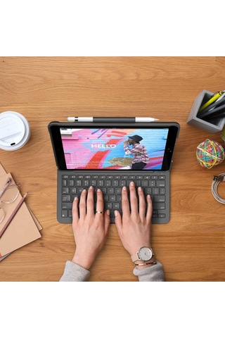 Logitech Slim Folio iPad Air Uyumlu 3.nesil İçin Klavyeli Kılıf İtalian