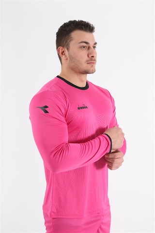 Diadora Pembe Kaleci Forması + Şortu Pembe