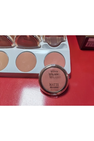 Madam Milano Allık 04