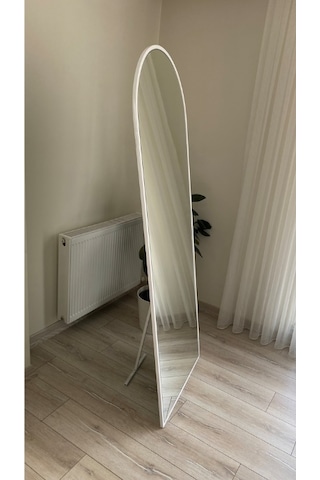 Ersan Dizayn Metal Çerçeve Beyaz Oval Ayaklı Boy Aynası