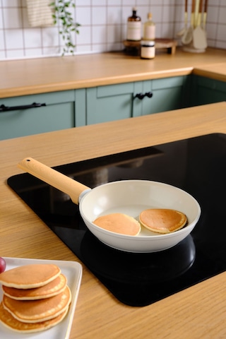 Karaca x Refika Swiss Crystal Almond Cream 18 Cm Tava Ind