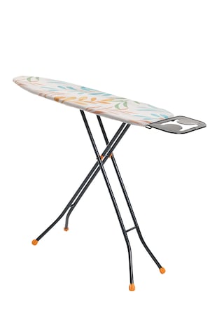 Quickpress Pratik Sağlam Metal Yapılı Isıya Dayanıklı Özel Kumaşlı Ütü Masası Desenli