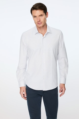 Morven Erkek Mavi Trend Çizgili Dynamic Fit Sert Yaka Gömlek 26mc004068300 Mavi