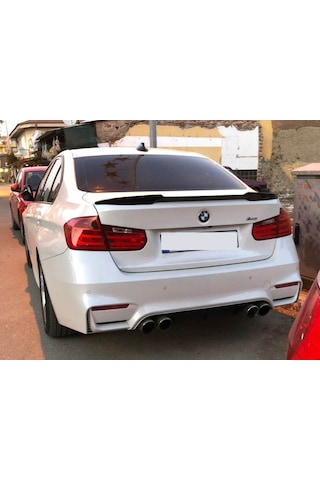 Bmw F30 Spoiler Bagaj Üstü F80 M4 Yarasa Tip Parlak Siyah Parlak Siyah - Piano Black