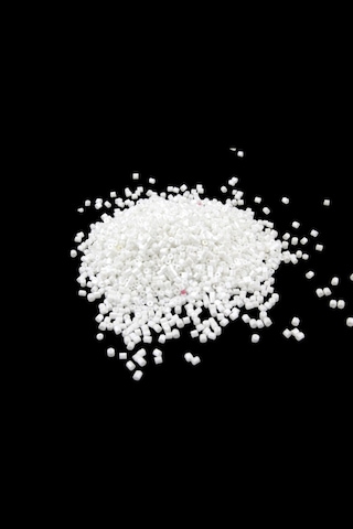 Süt Beyaz 5x4 Mm Büyük Kesme Boncuk 50 Gr