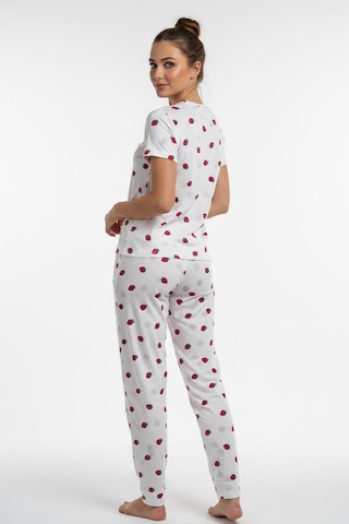 Kompedan Kadın Bisiklet Yaka Yumuşak Dokulu Çilek Desenli Kısa Kol Pijama Takım Beyaz 70132-4712