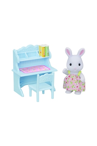 Sylvanian Families Kar Tavşan Kız Ve Çalışma Masası 5679 Sylavanian Families