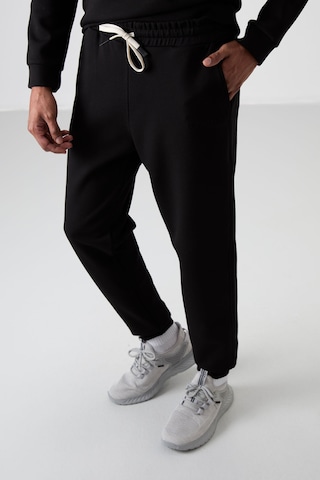 Tommy Life Siyah - Siyah Pamuklu Kalın Yumuşak Dokulu Comfort Fit Nakışlı Erkek Eşofman Takım - 85254 Siyah