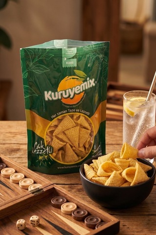 Çıtır Süt Mısırlı Cips Piramit - Eğlenceli Ve Lezzetli Atıştırmalık Keyfi 1kg