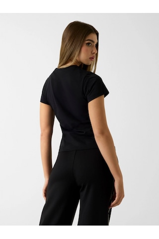 Guess Ketty Bisiklet Yaka Kısa Kollu Kadın Siyah T-shirt V6rı10ı3z14-jblk Siyah