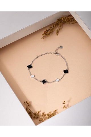 925 Ayar Rodyum Siyah-beyaz Mineli Yonca Charm Gümüş Bileklik Rb10071