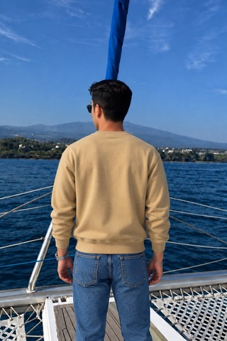 Tarz Cool Erkek Organik Pamuklu Yumuşacık Baskı Detaylı Bisiklet Yaka İçi Polarlı Sweatshirt Kahverengi