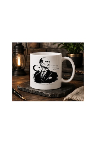 Atatürk Serisi En Büyük Eserim Cumhuriyettir Atatürk Portreli Çift Taraflı Baskılı Seramik Kupa 300 Ml Beyaz