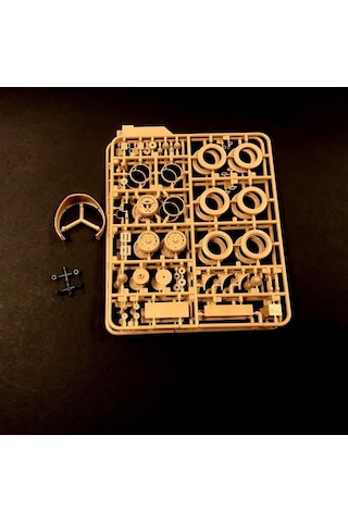 Meng Vs-010 1/35 Ölçek, İngiliz Rr Zırhlı Araç 1914-1920 , Plastik Model Kiti-50603