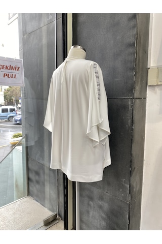 Pera Moda Yanları Boncuklu Zarif Kollu Uzun Oversize Büyük Beden Kadın Gömlek Beyaz