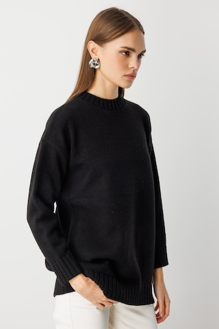 Mizalle Yuvarlak Yaka Oversize Siyah Triko Kazak Siyah