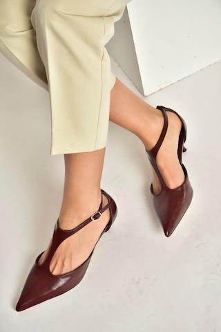Fox Shoes Y480569960 Bordo Rustik Mini İnce Topuklu Sivri Burun Kadın Ayakkabı Bordo