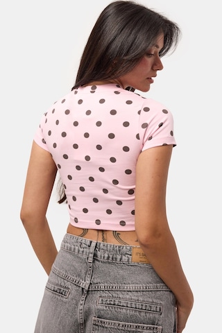 it's basic Kadın Pembe Puantiyeli S6-98 Crop Fit T-shirt