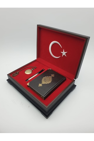 İsme Özel Hediye Bayraklı Kuranı Kerim Rahle Boy