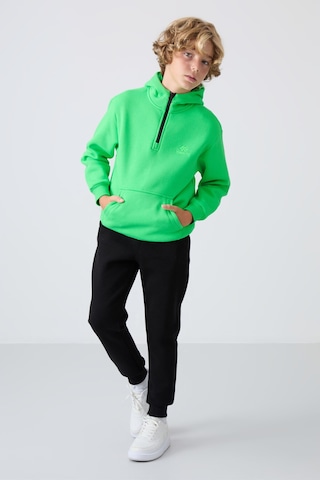 Tommy Life Neon Yeşil Pamuklu Kalın İçi Tüylü Yumuşak Dokulu Standart Fit Nakışlı Erkek Çocuk Sweatshirt - 112 Neon Yeşil