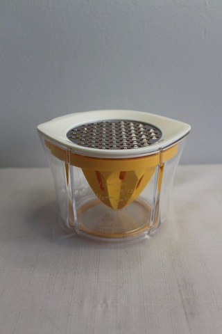 Rendeli Limon Sıkacağı Beyaz