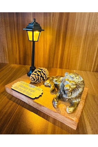 Galatasaray Özel Tasarım Hediyelik Biblo Işıklı Aslan Biblo