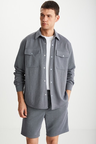 RAMADANP015 Gri Gömlek