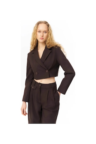 Quzu Vatka Detaylı Crop Kahverengi Kadın Blazer Ceket 51287 Kahverengi
