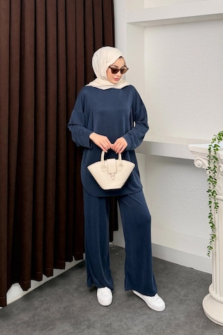 Mihran Butik Kalina Model İthal Pike Kumaş Cep Detaylı Kadın Takım Lacivert Mihran Butik Kalina Model İthal Pike Kumaş Cep Detaylı Kadın Takım Lacivert