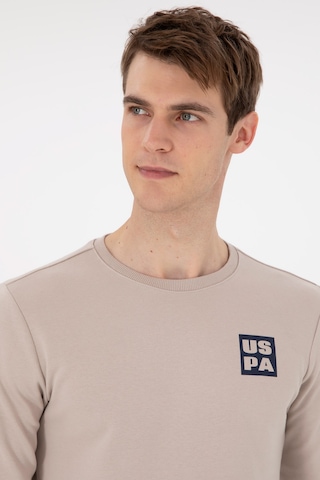 U.S. Polo Assn. Erkek Regular Fit Bisiklet Yaka Taş Sweatshirt 50293456-VR049