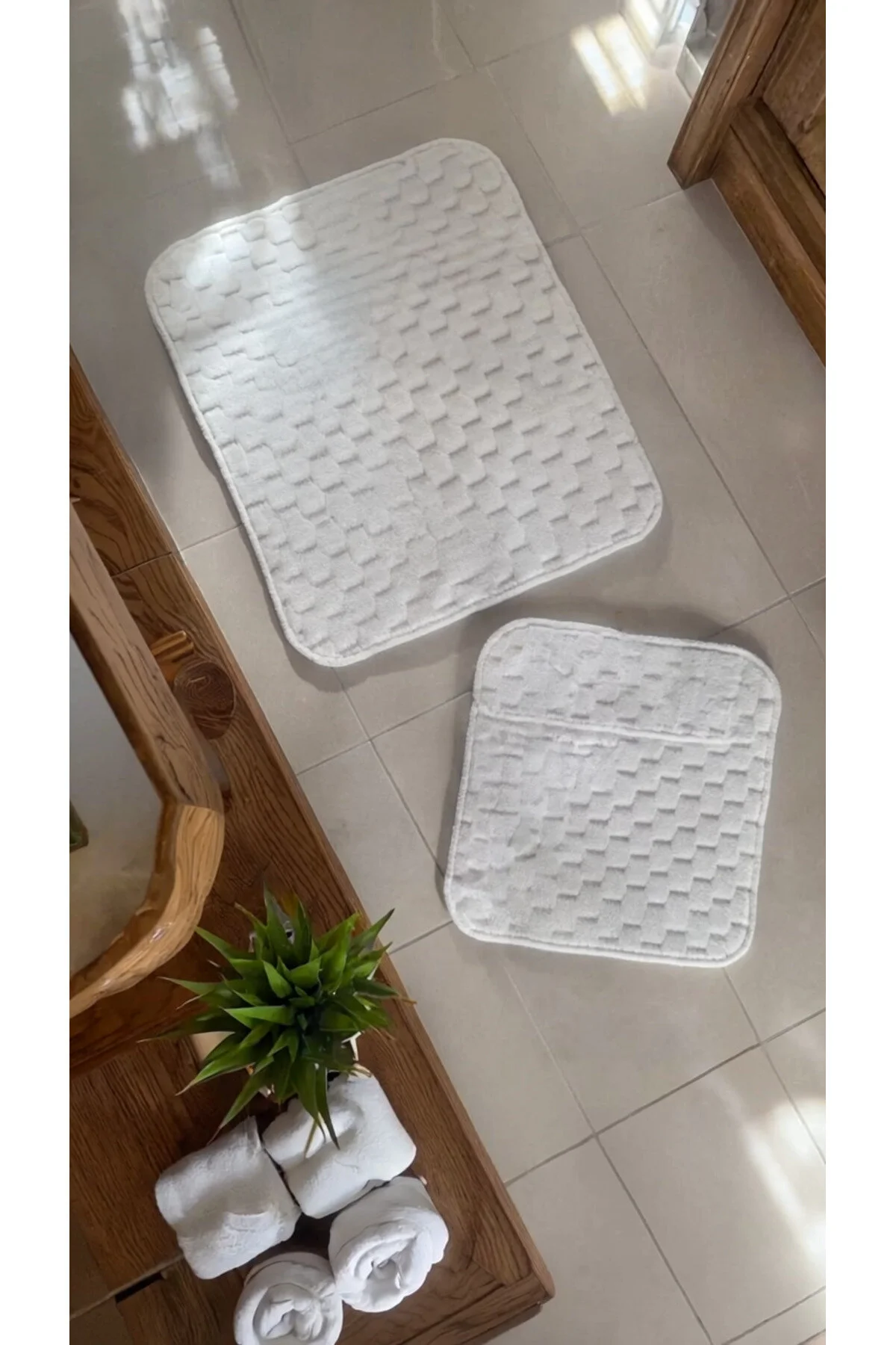 Bonny Yumuşak Ve Emici Beyaz 2 Li Paspas Seti Modern, Şık Ve Kaydırmaz Yüzey 60x90 & 50x60 Cm