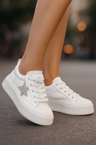 Günlük Kadın Sneaker Bağcıklı Yıldız Detaylı Yüksek Taban Simli Rahat Ayakkabı 7100 Beyaz