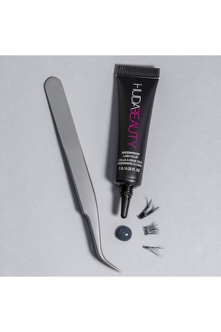 Huda Beauty Waterproof Kirpik Yapıştırıcı 7 G