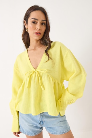Shade Kadın V Yaka Bağlama Detaylı Müslin Bluz 1003 60283051 - Sarı