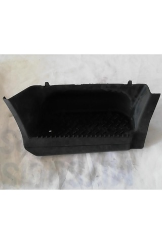 Canter 444 - 449 Basamak Plastiği Sağ MB392853