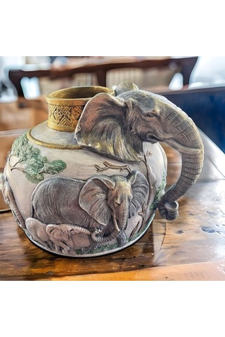 Fil Figürlü Vazo Bej Eskıtme 32 X 27