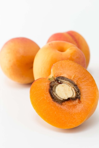 Intense Natural Saf ve Doğal Apricot Kernel Carrier Oil Kayısı Çekirdeği Yağı Soğuk Sıkım 20 ML