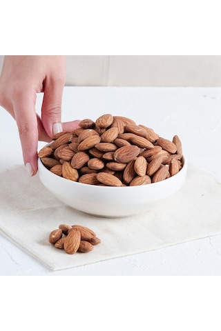 Bulutlar Kuruyemiş Badem İçi Çiğ Yerli 1000 Gr 1 KG